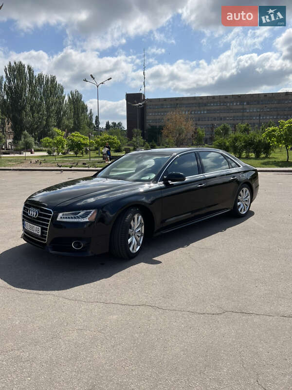 Седан Audi A8 2016 в Кривому Розі