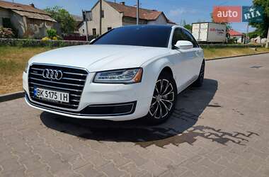 Седан Audi A8 2015 в Ивано-Франковске
