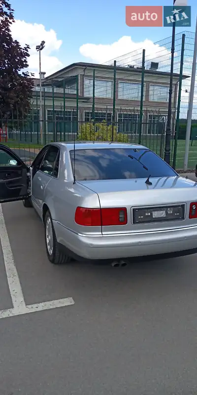 Audi A8 2001