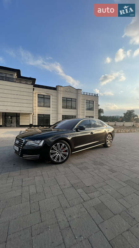 Седан Audi A8 2010 в Хусті