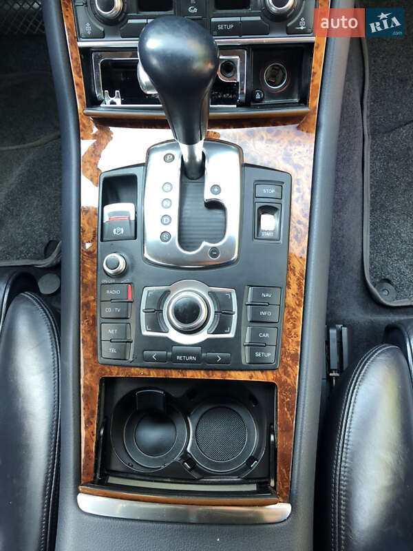 Седан Audi A8 2003 в Хмельницком