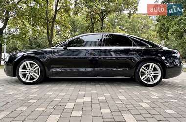 Седан Audi A8 2011 в Одессе