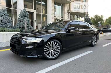 AUDI A8 2021