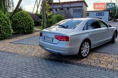 Седан Audi A8 2013 в 