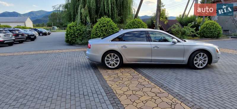 Седан Audi A8 2013 в Хусте