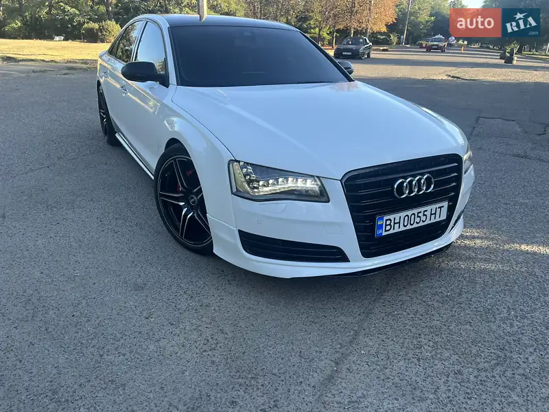 Audi A8 2012