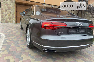 Седан Audi A8 2015 в Тернополе