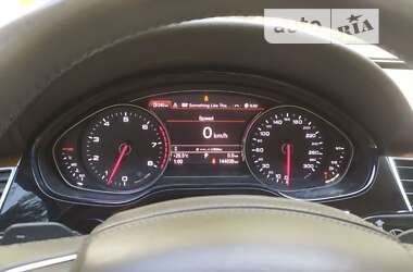 Седан Audi A8 2014 в 