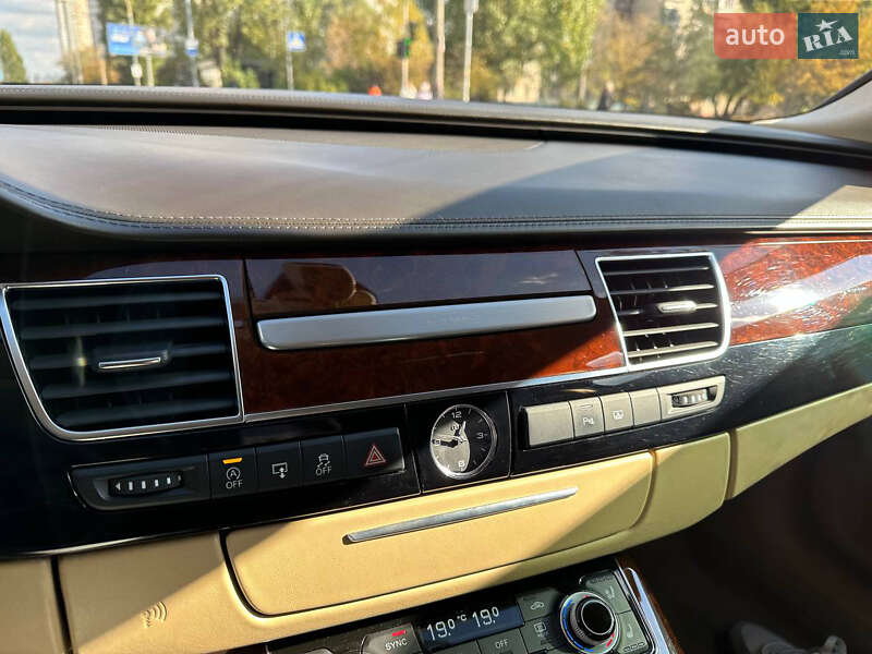 Седан Audi A8 2013 в Киеве фото 39 Седан Audi A8 2013 в Киеве