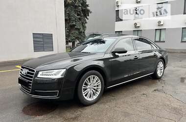 Седан Audi A8 2017 в Киеве