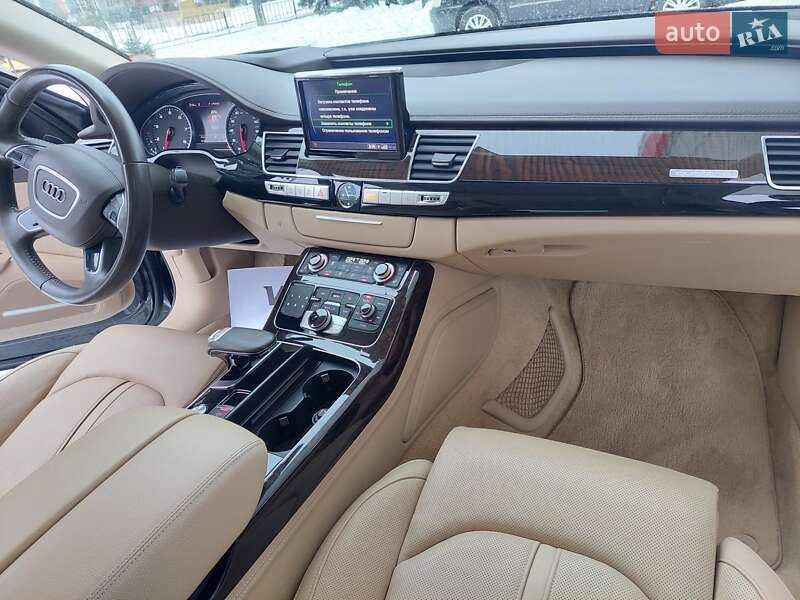 Седан Audi A8 2015 в Івано-Франківську