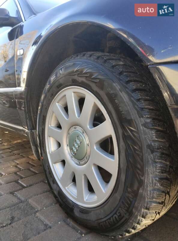 Седан Audi A8 1999 в Тернополі