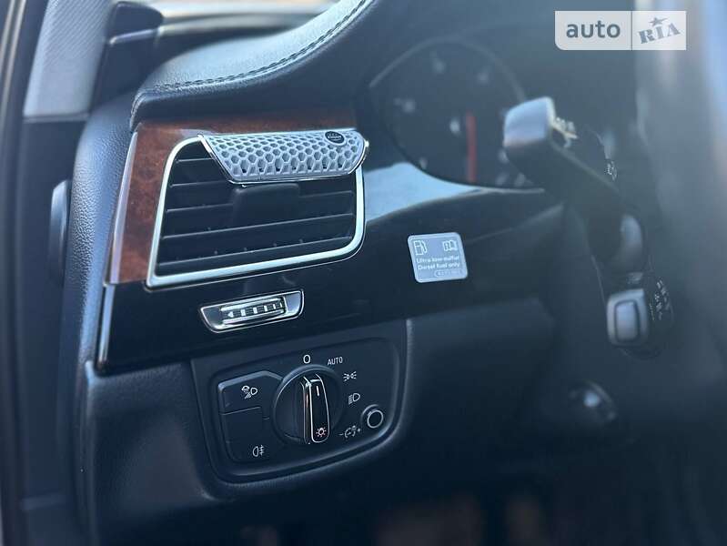 Седан Audi A8 2013 в Житомирі фото 24 Седан Audi A8 2013 в Житомирі