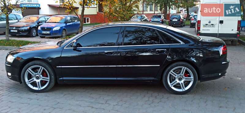 Седан Audi A8 2009 в Ивано-Франковске