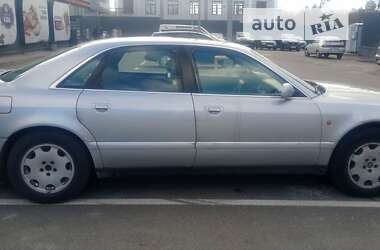 Седан Audi A8 1997 в Вышгороде