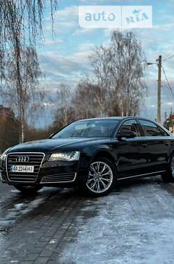 Седан Audi A8 2012 в Ровно