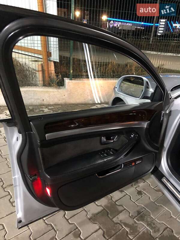 Седан Audi A8 2008 в Киеве