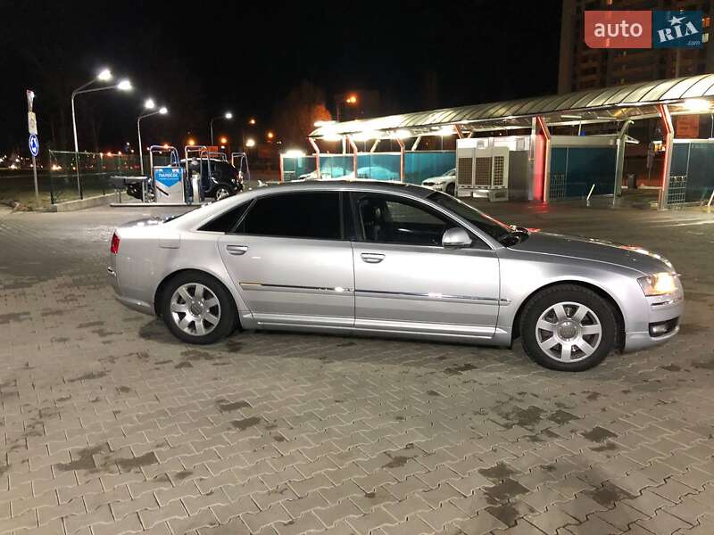 Седан Audi A8 2008 в Киеве