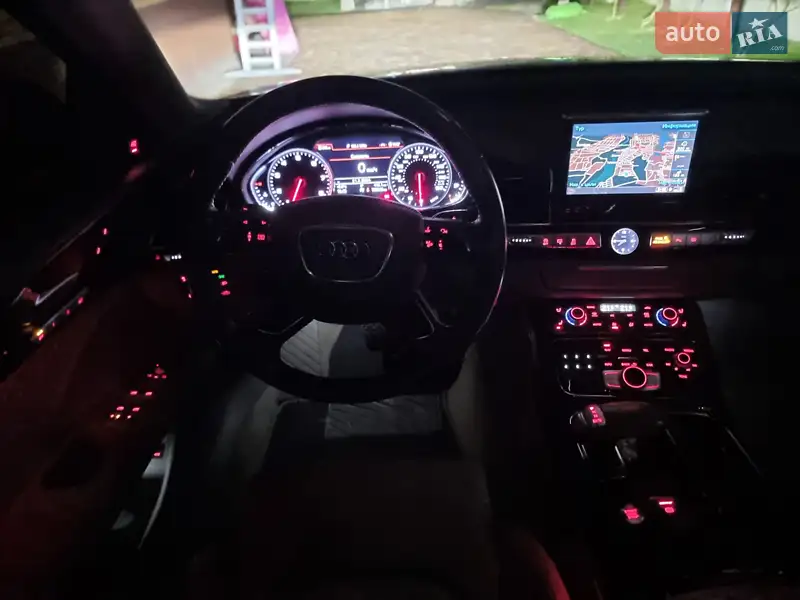 Audi A8 2013 VIN WAURGAFD2DN012434 фото оголошення 10 з 48