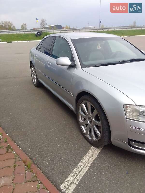 Седан Audi A8 2007 в Макарові