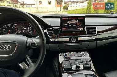 Седан Audi A8 2016 в 