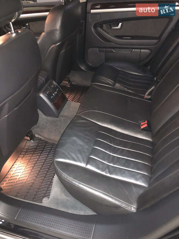 Седан Audi A8 2007 в Могилев-Подольске