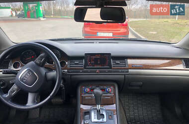 Седан Audi A8 2003 в 