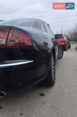 Седан Audi A8 2003 в 