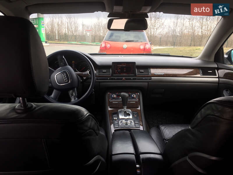 Седан Audi A8 2003 в Житомирі