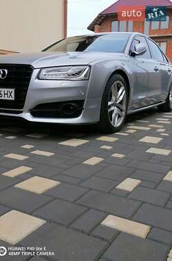Седан Audi A8 2015 в 