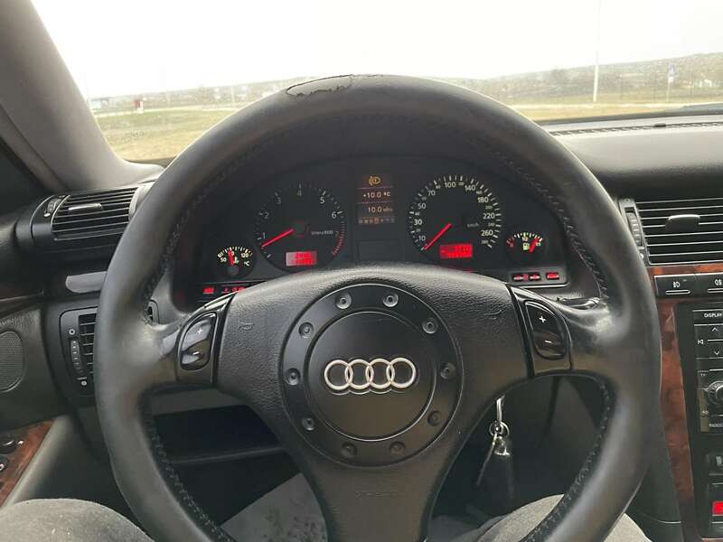 Седан Audi A8 1999 в Одессе