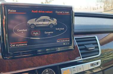 Седан Audi A8 2013 в 