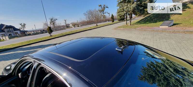 Седан Audi A8 2013 в Дубні