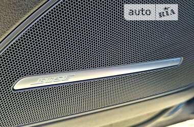Седан Audi A8 2013 в 
