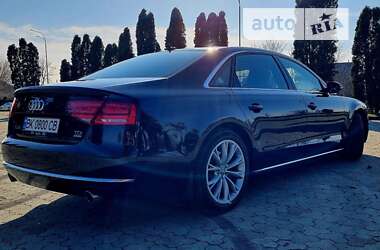 Седан Audi A8 2013 в 