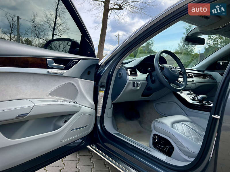 Седан Audi A8 2014 в Киеве