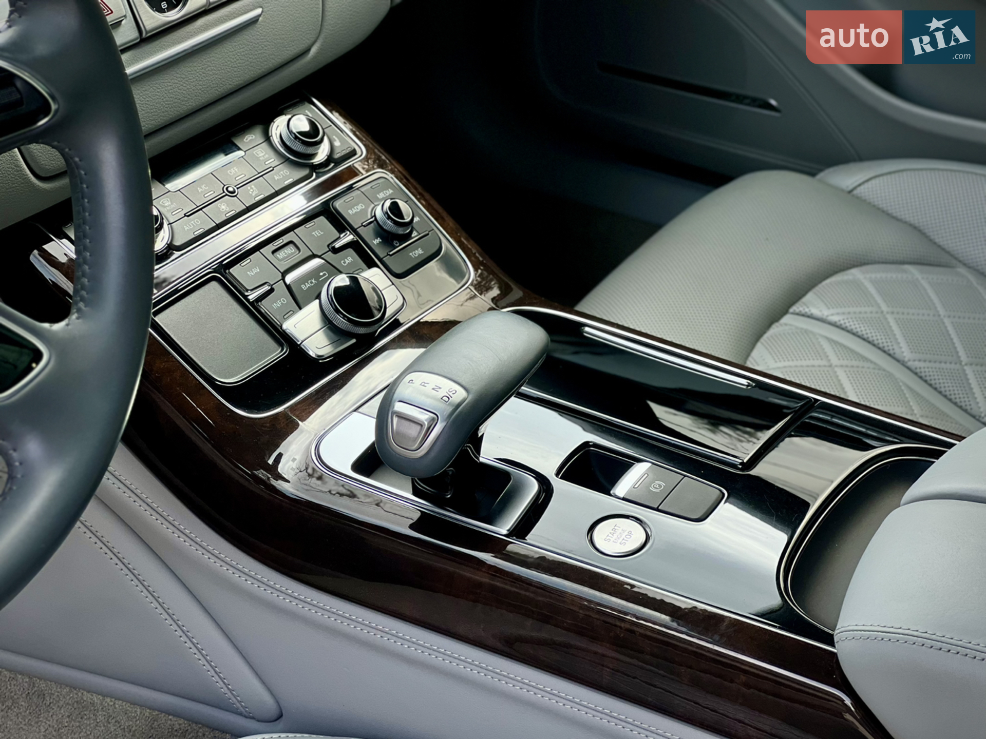 2014 Audi A8 - мініатюра 13