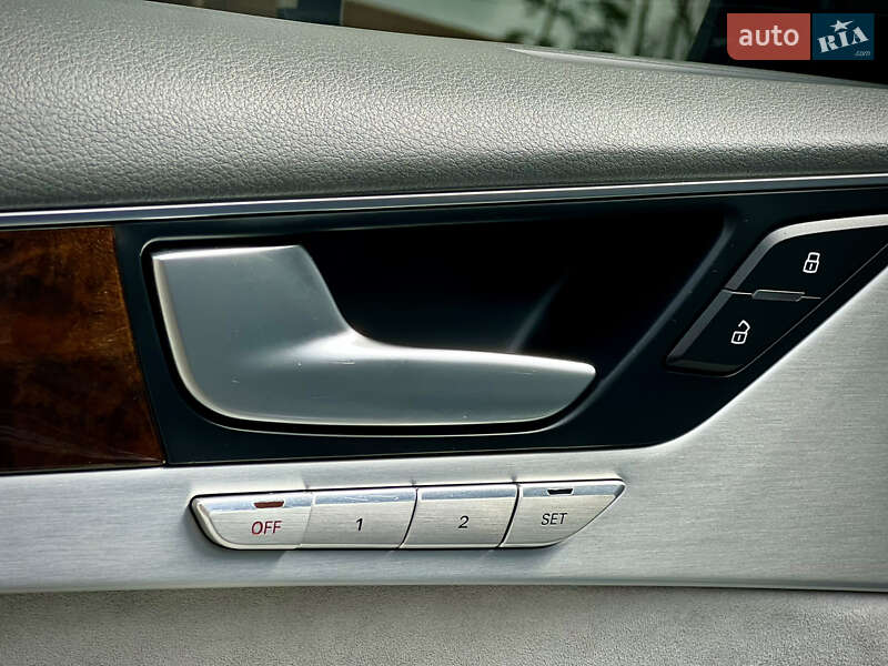 Седан Audi A8 2014 в Киеве