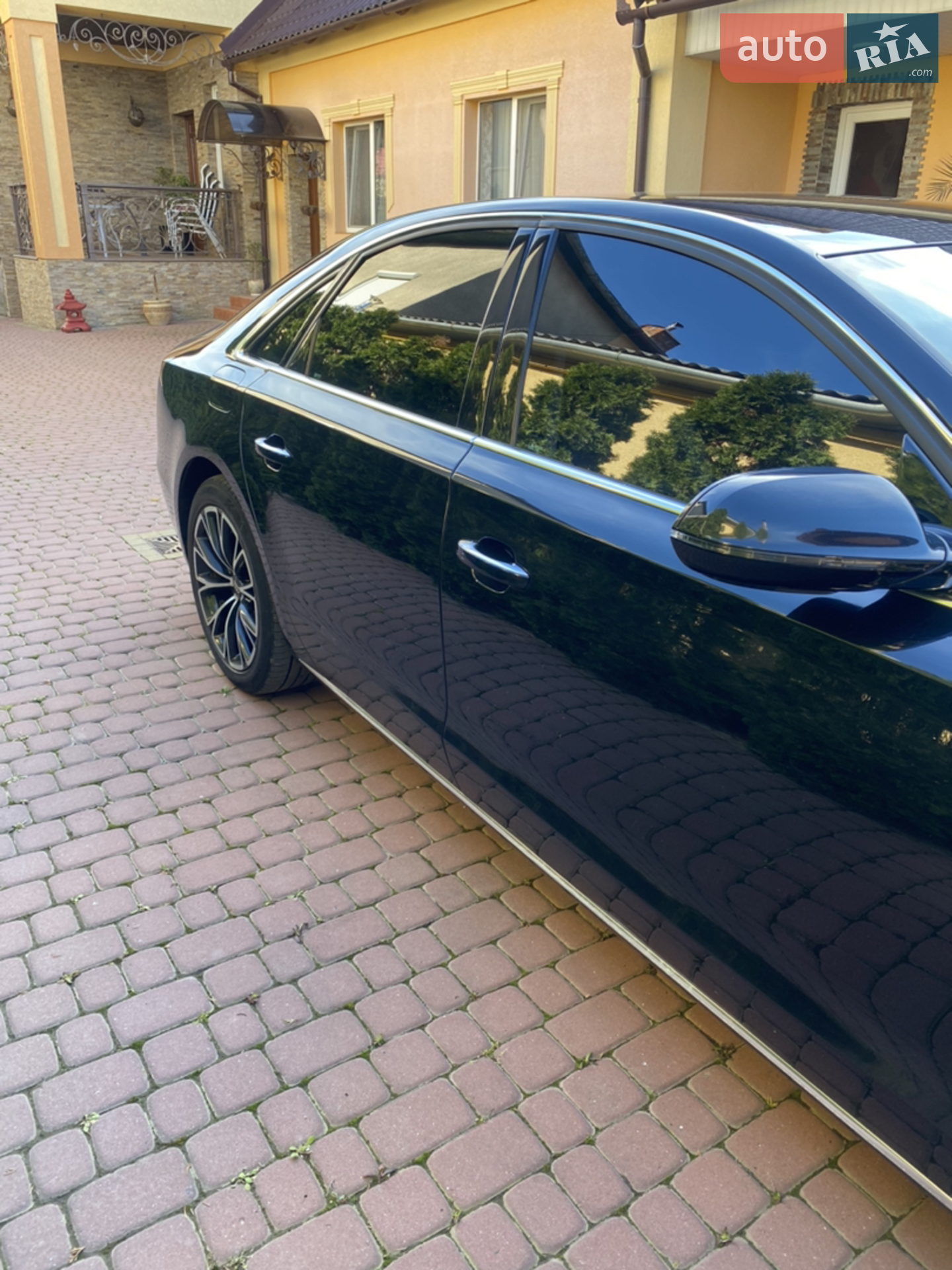 2010 Audi A8 - мініатюра 5