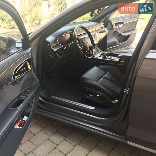 Седан Audi A8 2018 в Івано-Франківську