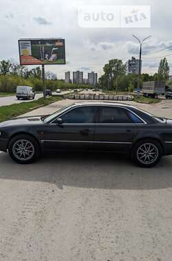 Седан Audi A8 1995 в Харкові