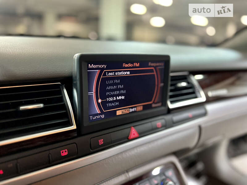 Седан Audi A8 2006 в Києві