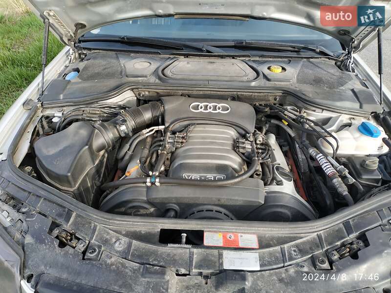 Седан Audi A8 2004 в Києві