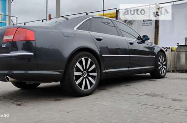 Седан Audi A8 2003 в Ровно