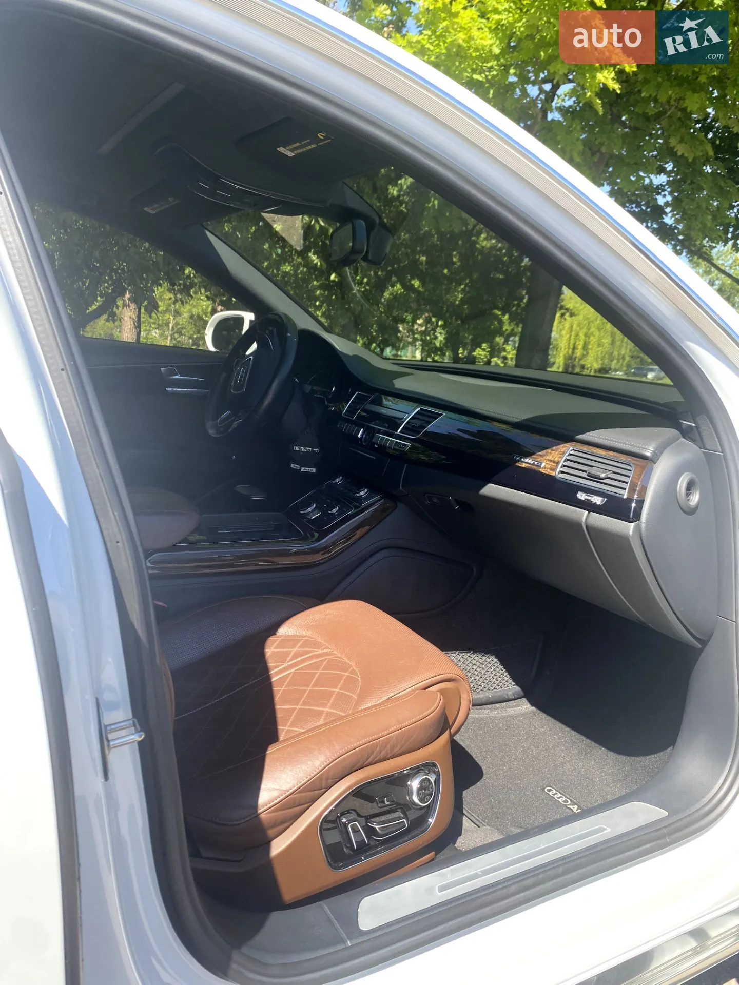 2012 Audi A8 - мініатюра 8