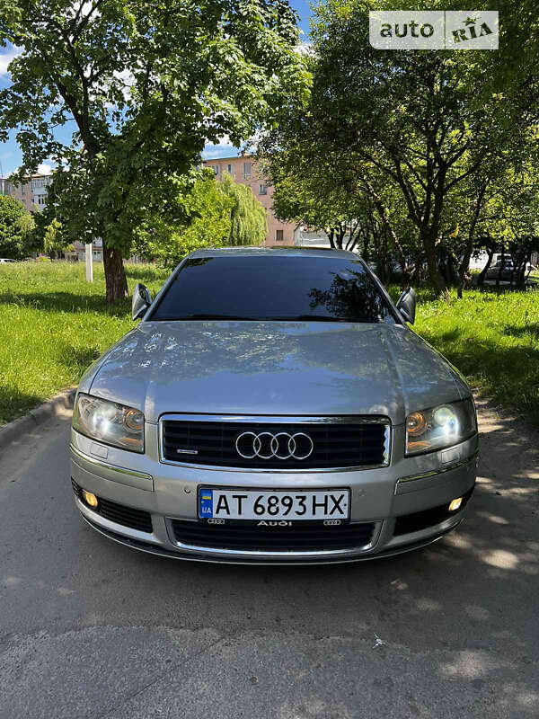 Седан Audi A8 2003 в Калуше
