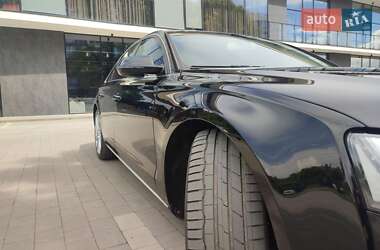 Седан Audi A8 2013 в Ужгороде