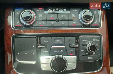 Седан Audi A8 2013 в Ужгороде