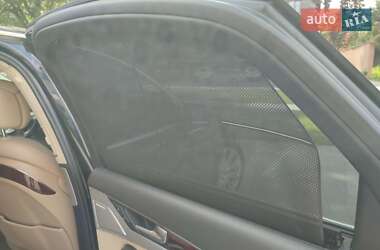 Седан Audi A8 2013 в Ужгороде