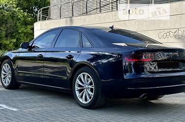 Седан Audi A8 2012 в Києві